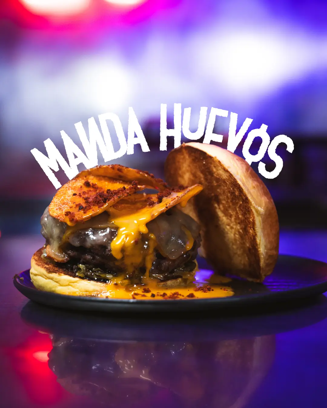 Hamburguesa del mes manda huevos - Bar Bocados